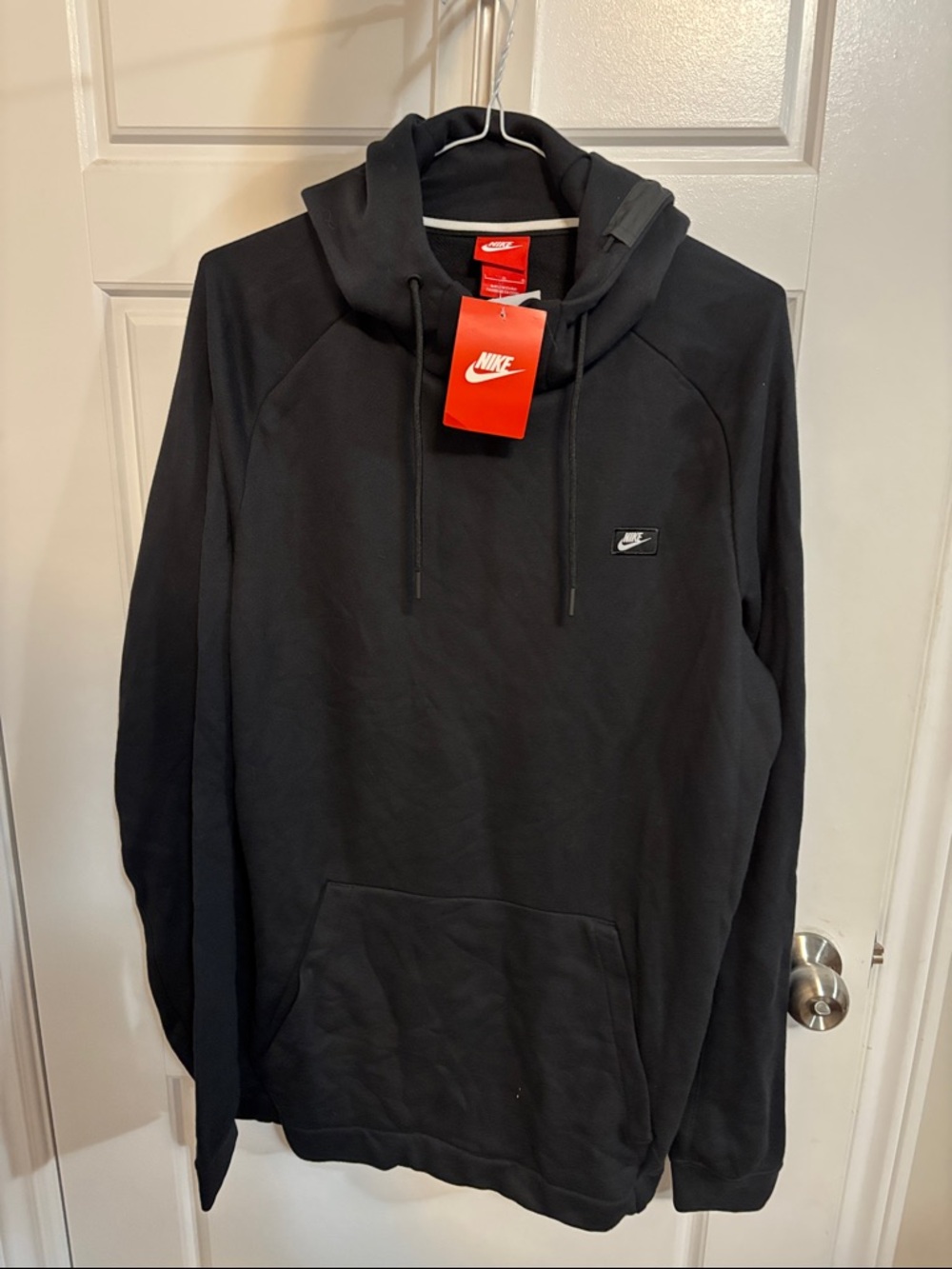 NWT Nike Men’s Black Pullover Hoodie